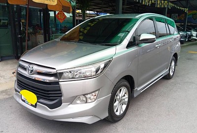 บริการรับส่งสนามบิน เหมารถไปต่างจังหวัด เช่าเหมาพร้อมคนขับ โทร.0984309757